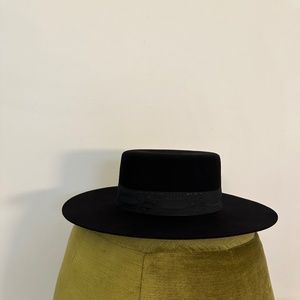 Lack of Color The Sierra - Black